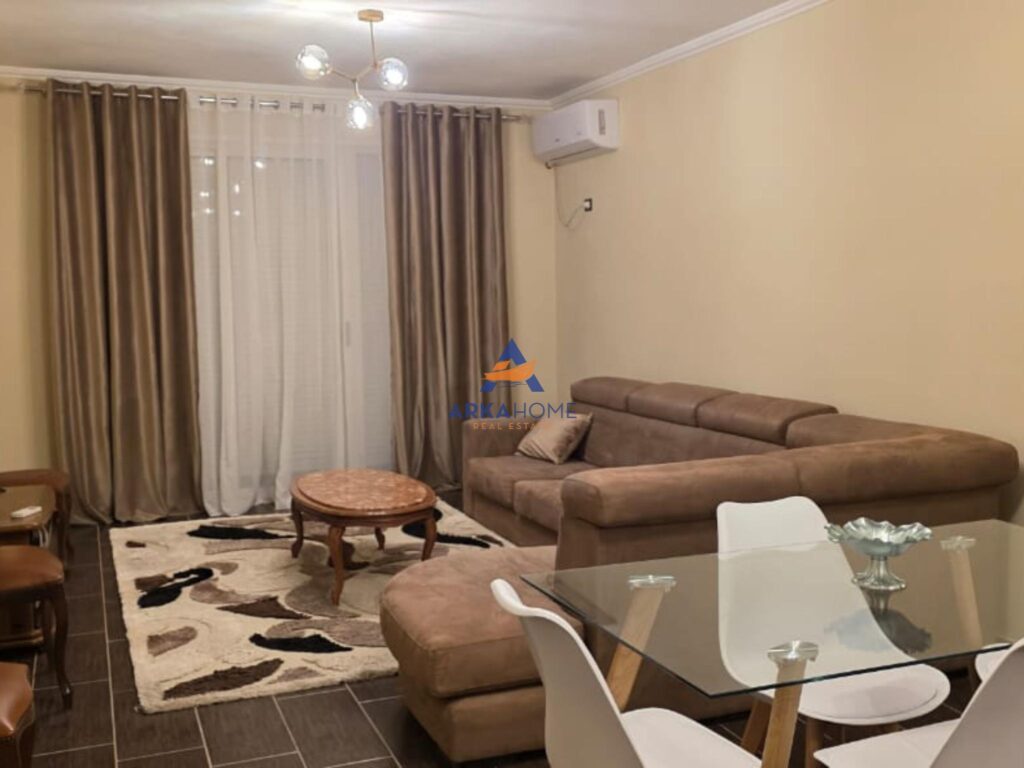 jepet-me-qera-apartament-213-ballkone-misto-mame-50-000