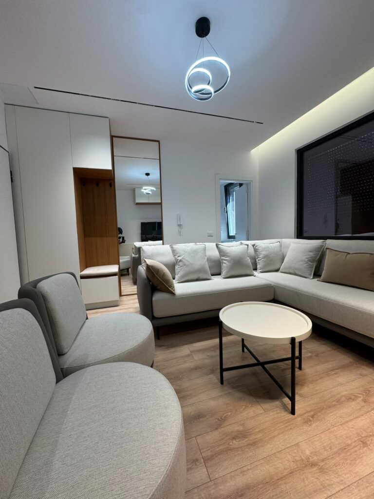 SHITET APARTAMENT 2+1+POST PARKIMI . RRUGA E ELBASANIT