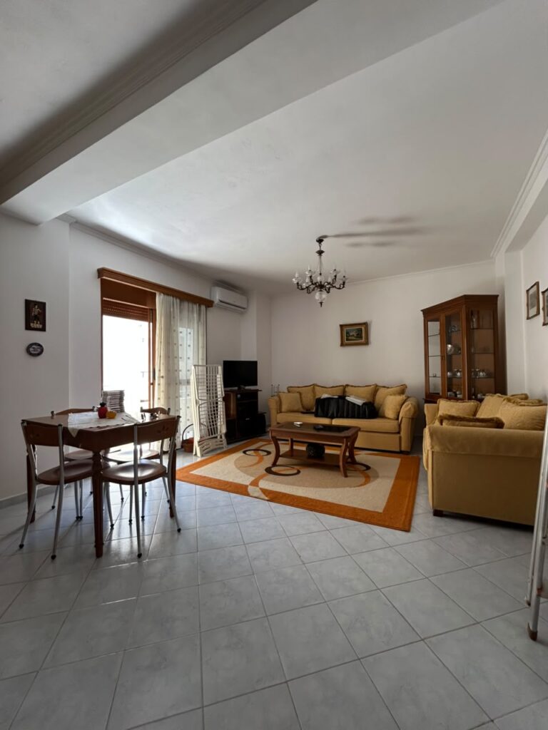 Jepet me qira apartament 1+1 – Afatgjatë