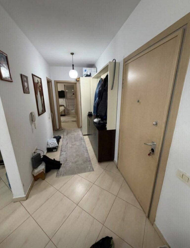 Shitet Apartament 1+1 ne rr.Jordan Misja