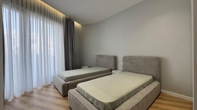 672cd268-4b39-4c07-abd6-d79014140141