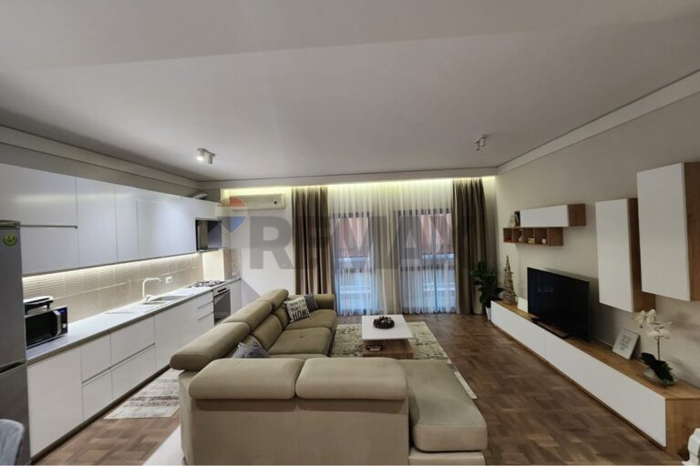 Apartament – Për Qira – Rruga e Barrikadave, Tiranë