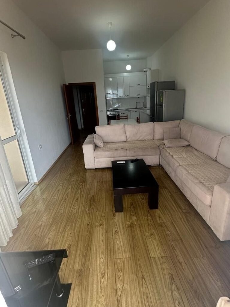 ❌ E DHËNË — Apartament 2+1 me qera te Qyteti Studenti — 50,000 lekë/muaj
