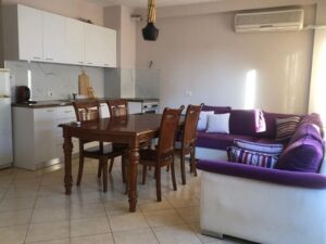 Apartament 1+1 me qira në Yzberisht, Tiranë – foto 1