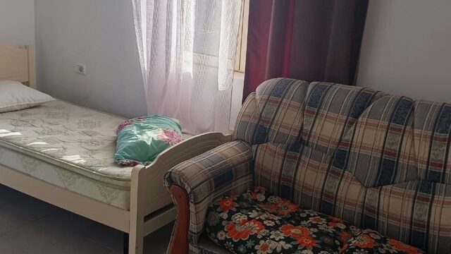 Garsonierë me qira te Ish-Tregu Elektrik, Tiranë – foto 1
