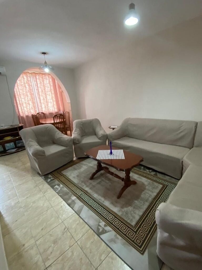 Apartament 2+1 me qera te ish-Tregu Elektrik — 57,000 lekë/muaj
