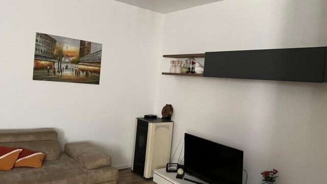 Apartament 3+1 me qira në Rrugën e Dibrës, Tiranë – foto 2