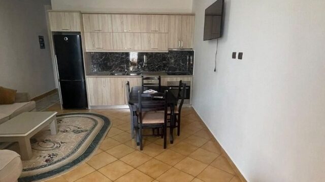 Apartament 1+1 me qira në Rrugën 5 Maji, Tiranë – foto 2