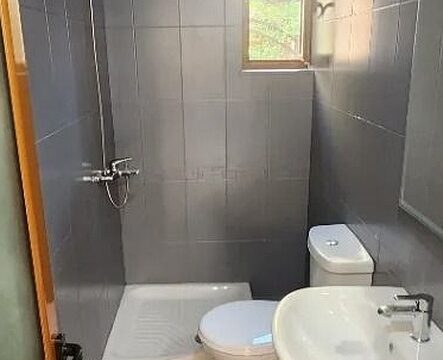 Apartament 1+1 me qira në Yzberisht, Tiranë – foto 3