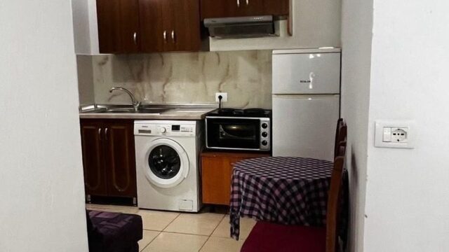 Garsonierë me qira te Rruga 5 Maji, Tiranë – foto 3