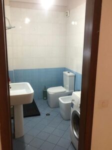 Apartament 1+1 me qira në Yzberisht, Tiranë – foto 4