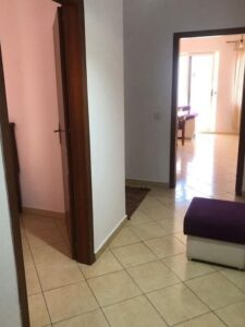 Apartament 1+1 me qira në Yzberisht, Tiranë – foto 5