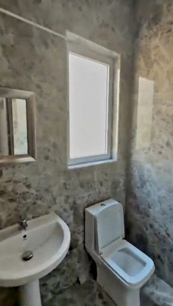 Duplex 1+1 me qira te Stacioni i Trenit, Tiranë – foto 5
