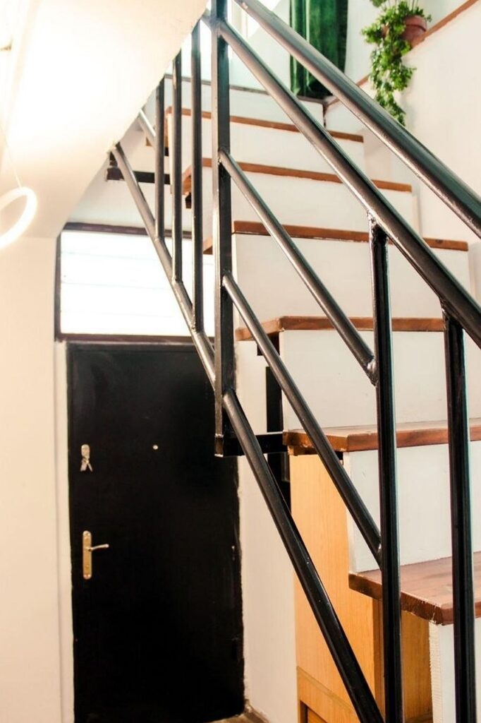 Duplex 1+1 me qira te Stacioni i Trenit, Tiranë – foto 6