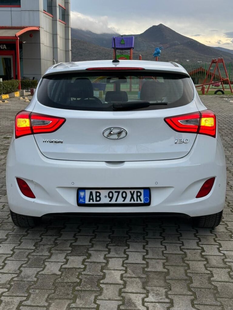 SHITET Hyundai i30