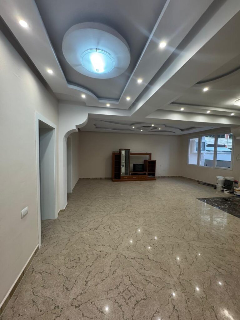 Vilë 2-katëshe me qira në Rrugën e Elbasanit, Tiranë – foto 5