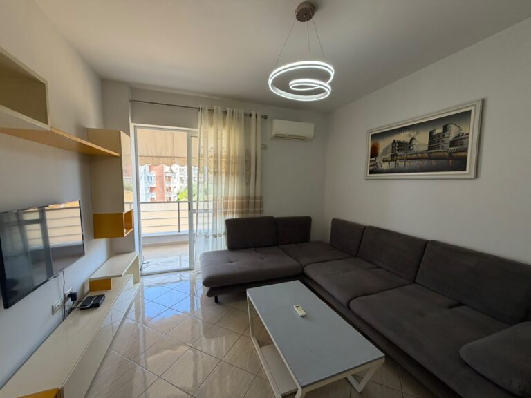 Qendra Eleonore, Shitet Apartament 1+1
