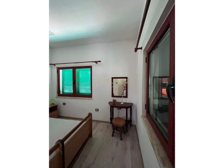 The first floor of a private house is for rent – 500 €/month