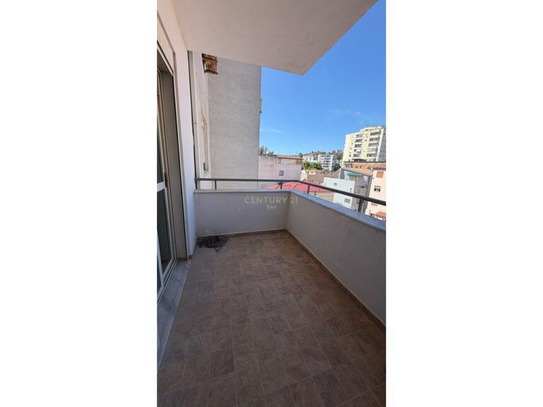 SHITET APARTAMENT 2+1+2 NE BULEVARD!