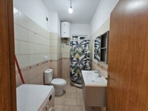 Apartament 2+1 me qira në Yzberisht, Tiranë – foto 1