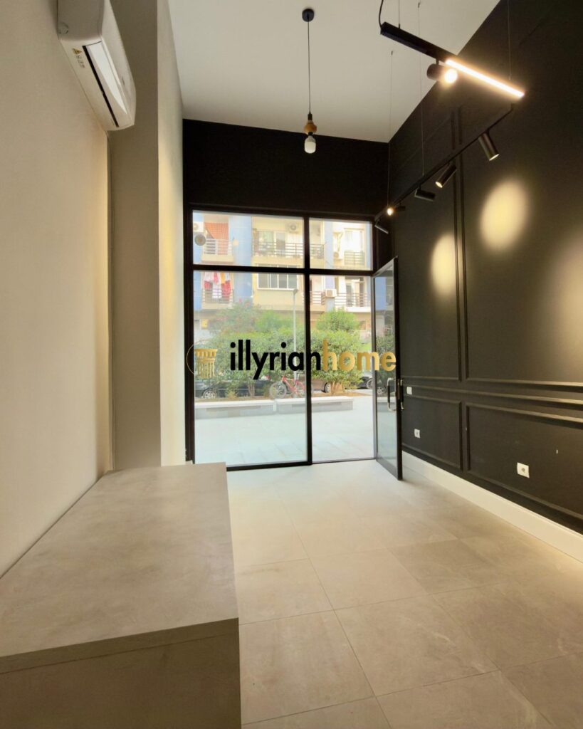 Ambient modern me qira te Parku 21 Dhjetori, Tiranë – foto 1