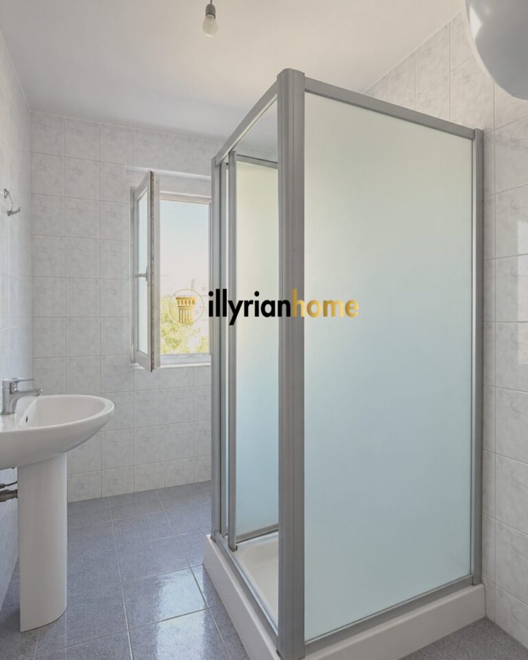 QIRA | APARTAMENT 3+1 | PRANË MINISTRISË SË DREJTËSISË