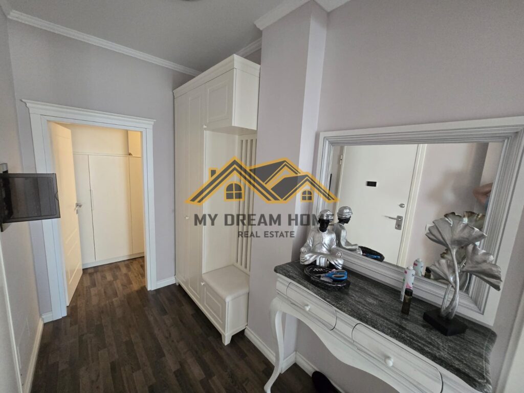 JEPET ME QIRA SUPER APARTAMENT 3+1+2 VIJE TE PARE ME PAMJE DETI