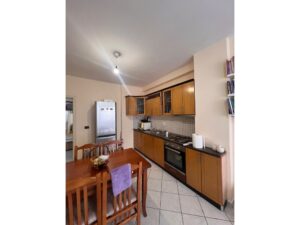 Apartament 1+1 në shitje pranë Vilës L, Unaza e Re, Tiranë – foto 2