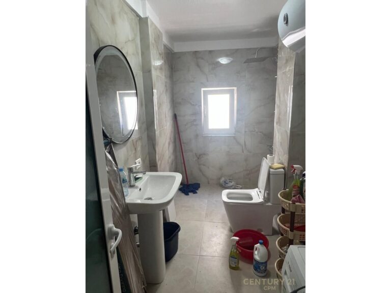 APARTAMENT 1+1 ME QIRA – SHESHI WILSON