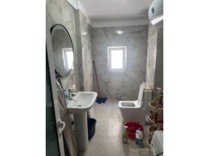 APARTAMENT 1+1 ME QIRA – SHESHI WILSON