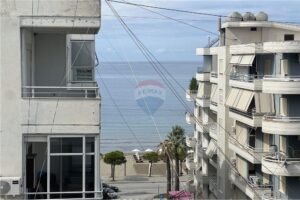 L_24de598e2a124185bf5ae70403091ef8