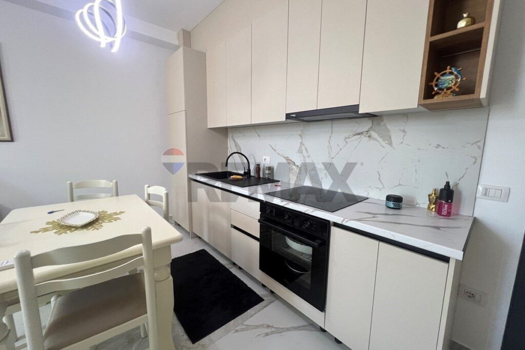 Apartament 2+1 me qira në Vlorë – foto 3