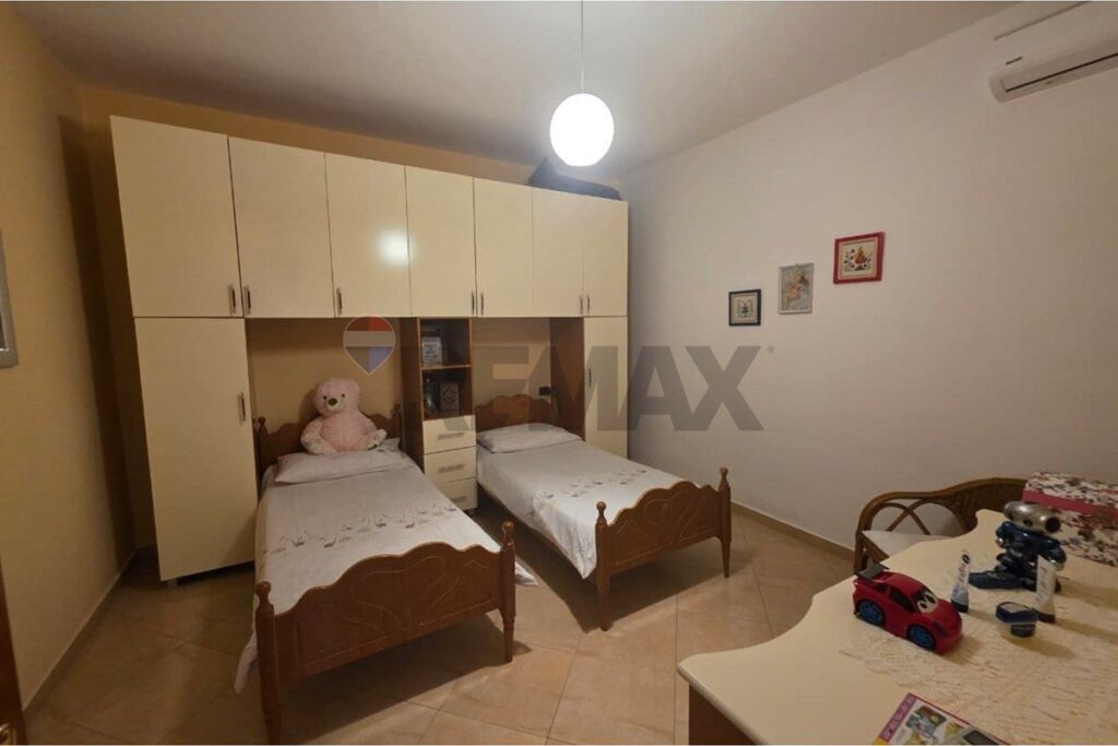 Vilë në shitje – foto 7