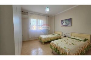 Apartament 1+1 në shitje pranë Vilës L, Unaza e Re, Tiranë – foto 9