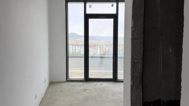 Apartament me verandë te Lake View Residence – foto 4