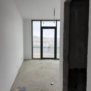Apartament me verandë te Lake View Residence – foto 4