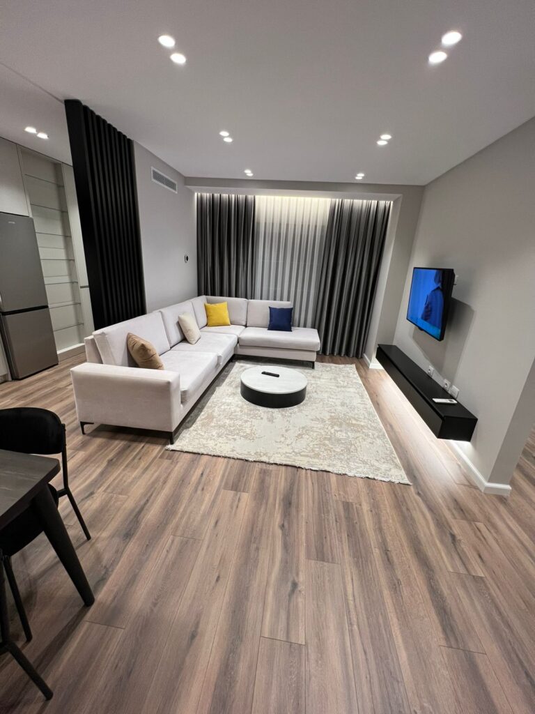 🏡 **JEPET ME QIRA | APARTAMENT 2+1 – FUSHA E AVIACIONIT**