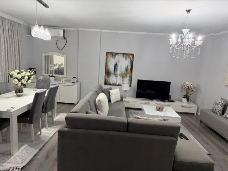 🏡 JEPET ME QIRA | 2+1+2 – PRANË KOPSHTIT ZOOLOGJIK