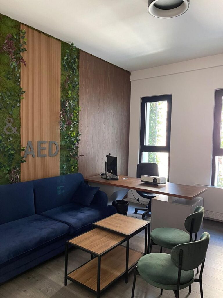 🏢 JEPET ME QIRA | ZYRË – SQUARE 21