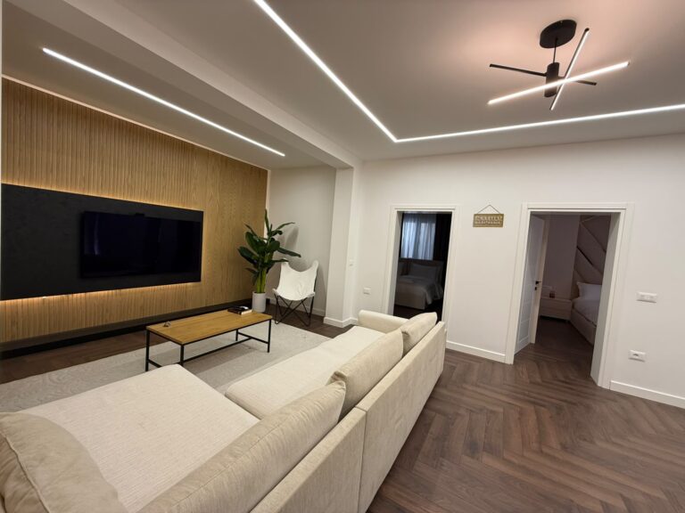🏡 JEPET ME QIRA | 2+1 + VERANDË – 5 MAJI