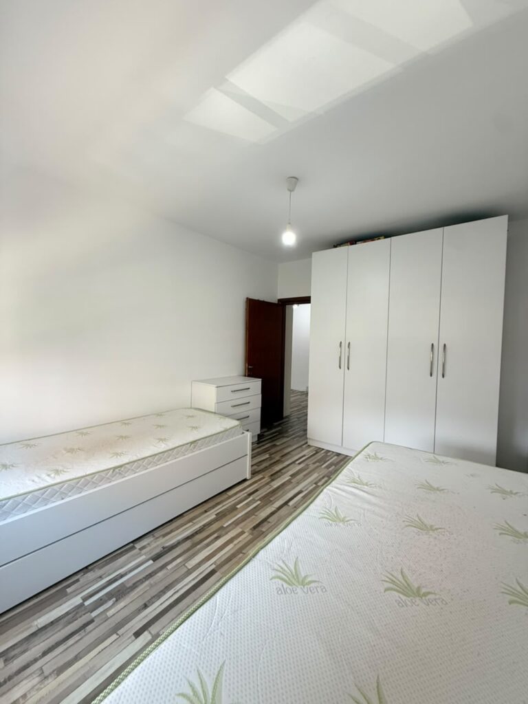 Apartament 2+1+2 në shitje në Komunën e Parisit, Tiranë – foto 5