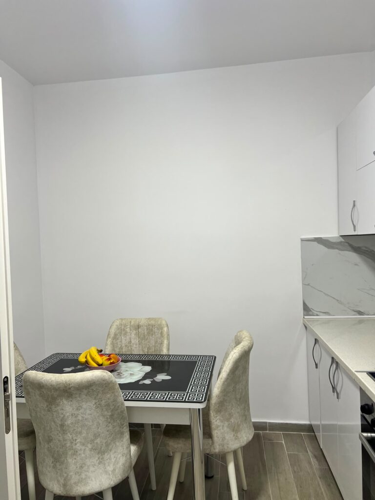 JEPET ME QIRA | APARTAMENT 1+1
