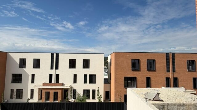 Duplex luksoz në shitje në Lundër pranë TEG, Tiranë
