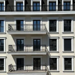 🏡 SHITET GARSONIERE – PORTA TIRANA E RE, SAUK ✨