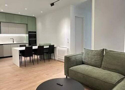 Apartament luksoz 3+1 me parkim – foto 1