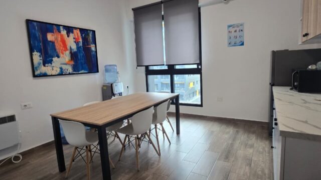 Zyrë 2+1 me qira te Kompleksi Square 21, Tiranë – foto 6