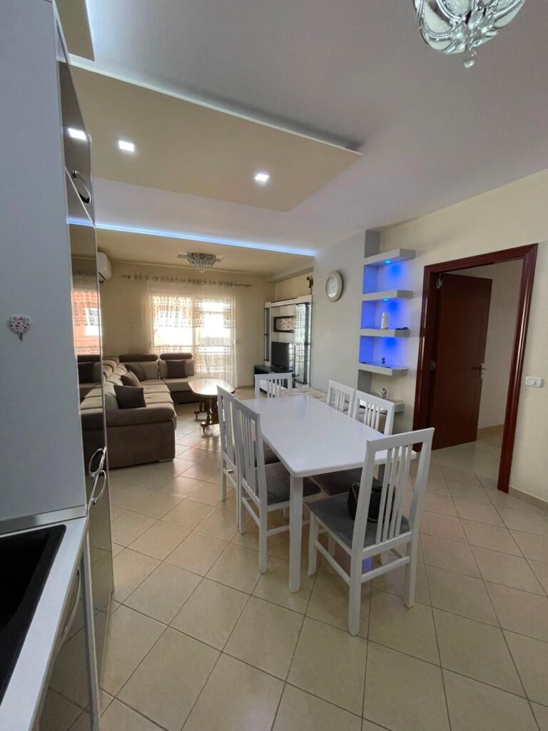 apartament-me-qira-21-astir-vila-l-4