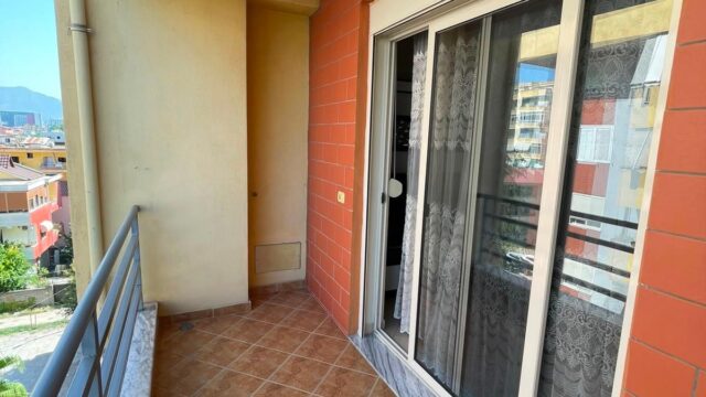 apartament-me-qira-21-astir-vila-l-6