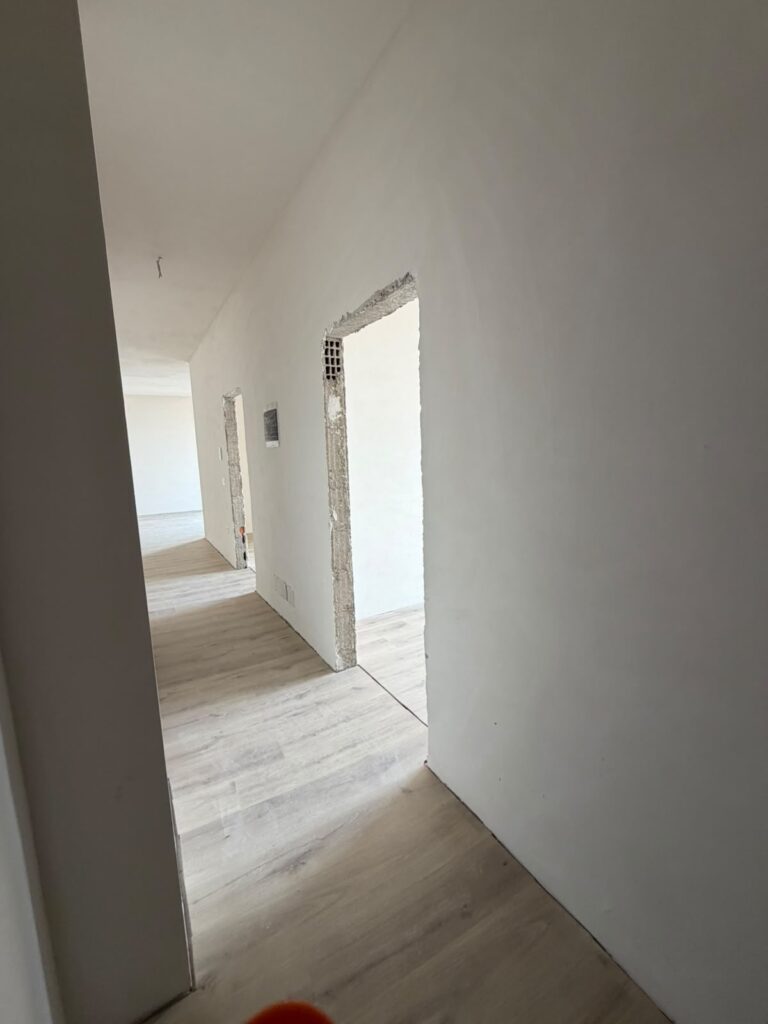 APARTAMENT NE SHITJE 2+1 FUSHA AVIACIONIT