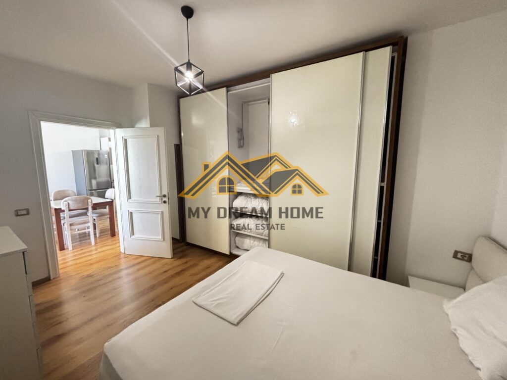 ekskluzive-shitet-apartament-21-ne-qender-te-durresit-pr-10